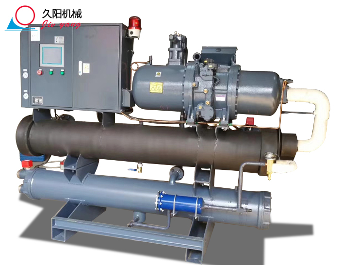 螺桿式冷水機